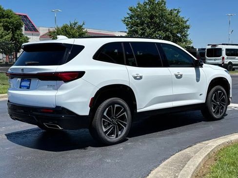 New 2026 Buick Enclave Sport Touring w/ Power Package FWD image 8