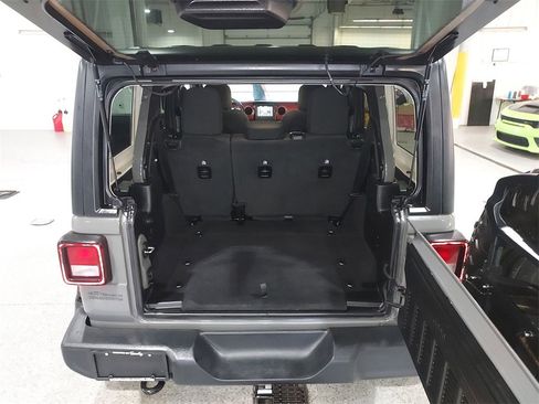 Used 2020 Jeep Wrangler Unlimited Sport S image 28