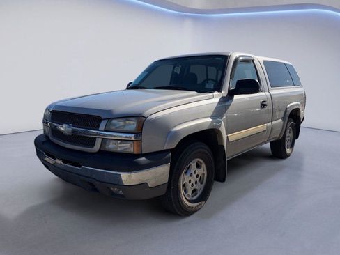 Used 2004 Chevrolet Silverado 1500 4x4 Regular Cab w/ Light Duty Power Package image 2