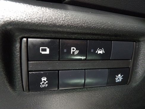 Used 2024 Nissan Versa S w/ S Plus Package FWD image 18