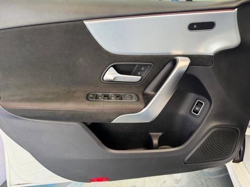Used 2022 Mercedes-Benz A 220 4MATIC image 11