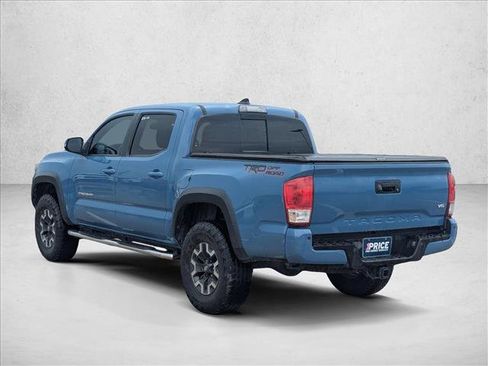 Used 2019 Toyota Tacoma TRD Off-Road w/ Technology Package RWD image 7