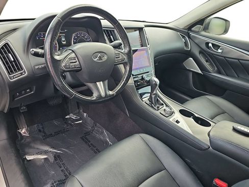 Used 2017 INFINITI Q50 Premium w/ 2.0T Premium Plus Package AWD/4WD image 16