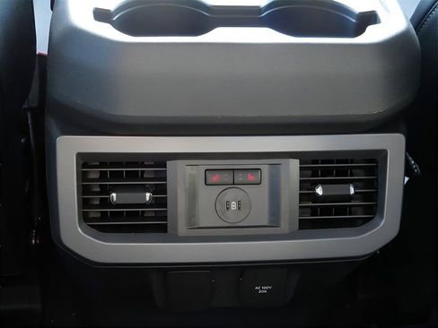 Used 2024 Ford F250 Lariat w/ Lariat Ultimate Package image 15