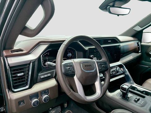 Used 2025 GMC Sierra 1500 Denali w/ Denali Reserve Package RWD image 12
