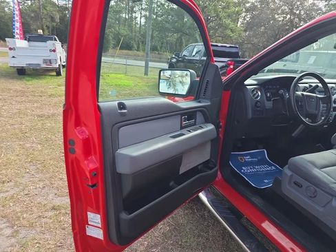 Used 2014 Ford F150 XLT w/ Equipment Group 302A Luxury AWD/4WD image 17