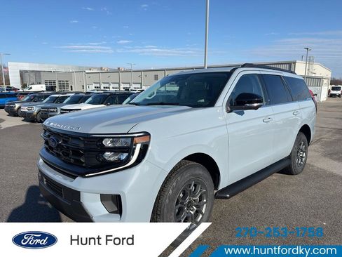 New 2026 Ford Expedition Active AWD/4WD image 1