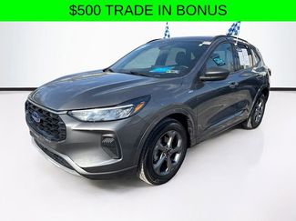 Used 2023 Ford Escape ST-Line w/ Tech Pack #1 AWD/4WD video 3