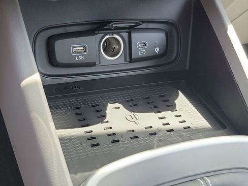 New 2026 Hyundai Venue SEL FWD image 14