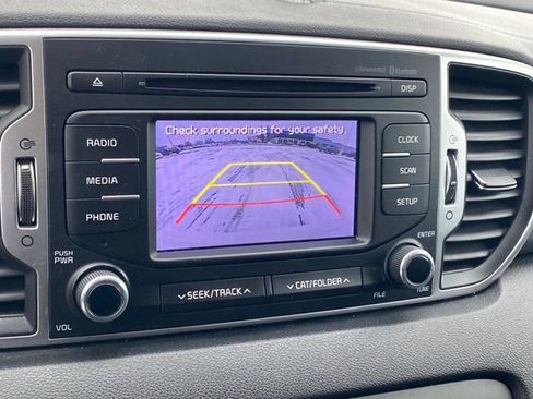 Used 2019 Kia Sportage LX image 10