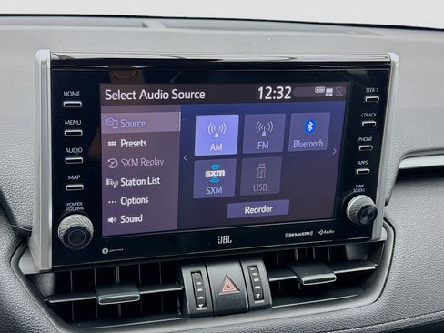 Used 2022 Toyota RAV4 Limited image 10