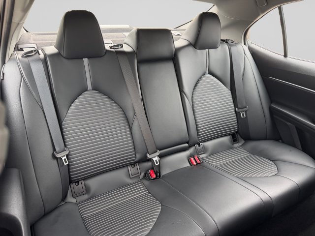 Certified 2020 Toyota Camry SE FWD image 18