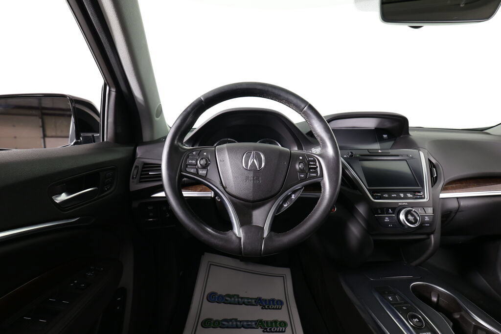 Used 2017 Acura MDX w/ Technology Package AWD/4WD image 29