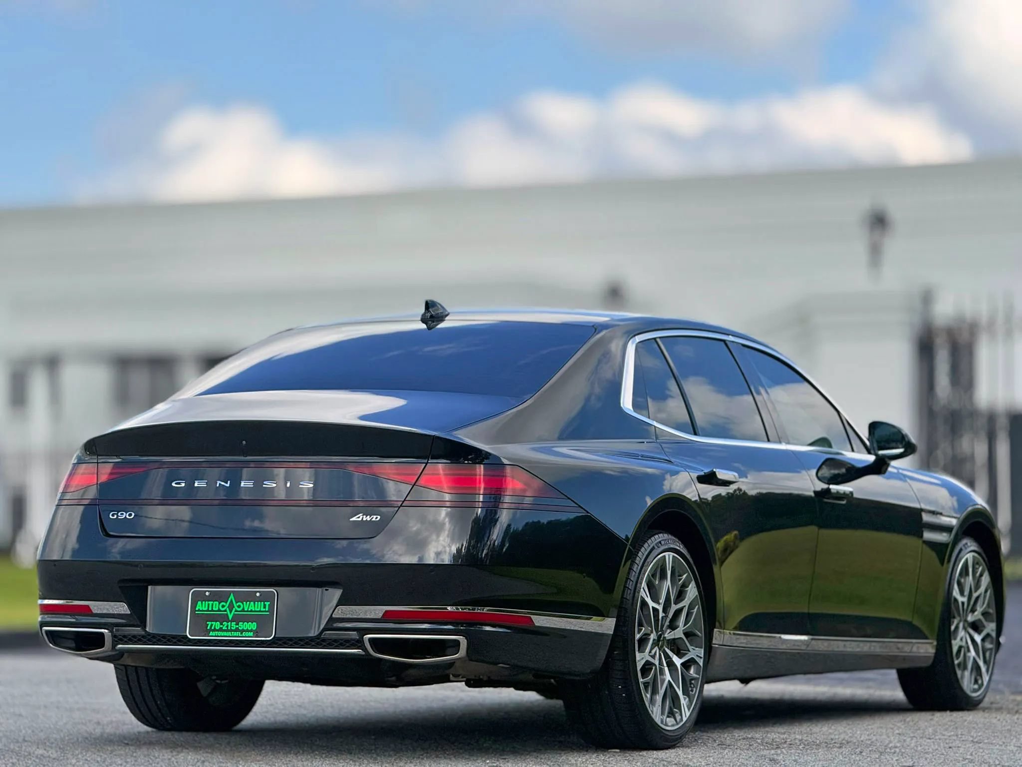 Used 2023 Genesis G90 3.5T AWD/4WD image 11