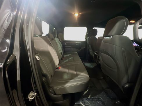Used 2022 RAM 1500 Big Horn AWD/4WD image 18