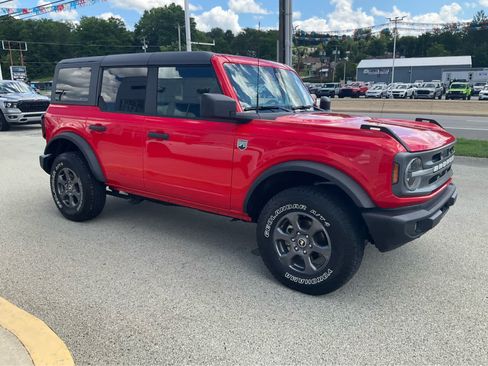 Used 2024 Ford Bronco Big Bend AWD/4WD image 3