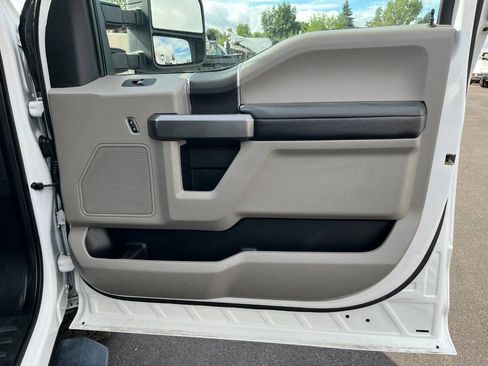 Used 2021 Ford F350 XLT AWD/4WD image 21
