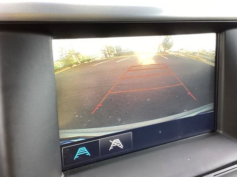 Used 2019 GMC Acadia SLE w/ Driver Alert Package I image 15