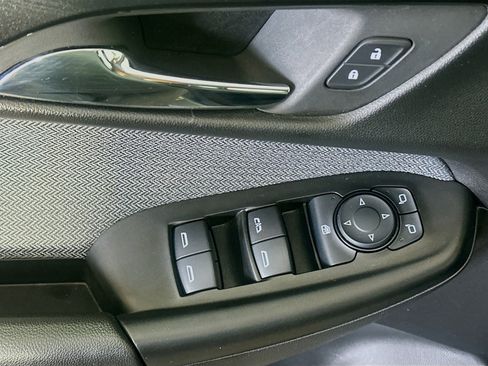 Used 2024 Chevrolet TrailBlazer LS image 15