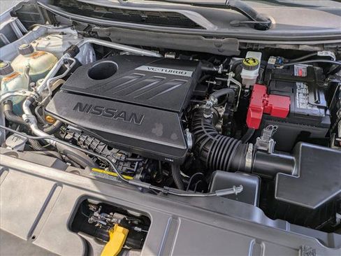Used 2023 Nissan Rogue SV image 24