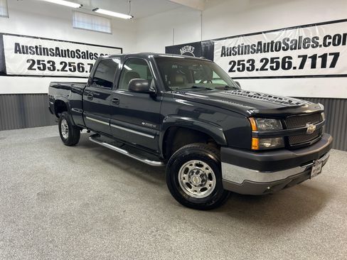 Used 2003 Chevrolet Silverado 2500 LT AWD/4WD image 1