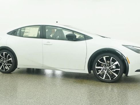 New 2026 Toyota Prius Plug-In Hybrid FWD image 53