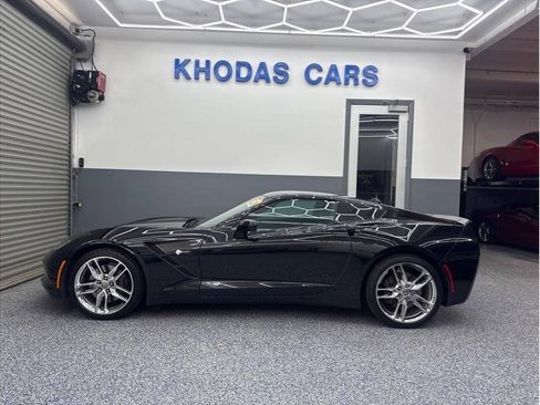 Used 2016 Chevrolet Corvette Stingray Coupe w/ 2LT Preferred Equipment Group RWD image 1