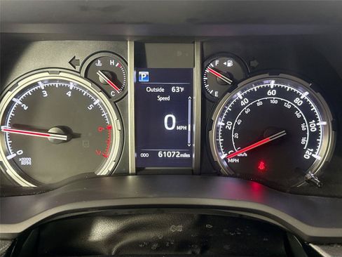 Certified 2024 Toyota 4Runner TRD Off-Road Premium AWD/4WD image 20