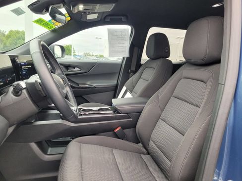 Used 2025 Chevrolet Equinox LT AWD/4WD image 12