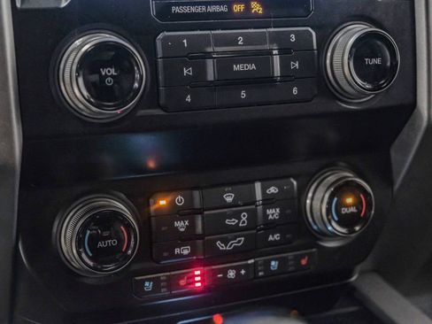 Used 2020 Ford F150 Raptor w/ Equipment Group 802A Luxury image 28