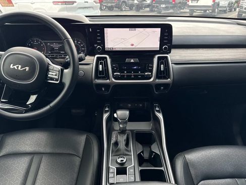 Used 2023 Kia Sorento EX FWD image 24