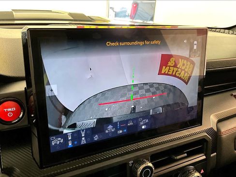 Used 2025 Toyota Tacoma TRD Pro image 25