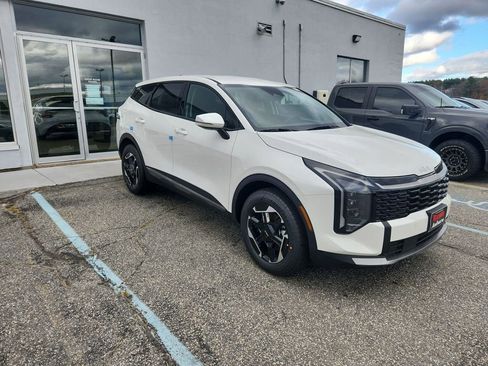 New 2026 Kia Sportage S AWD/4WD image 1