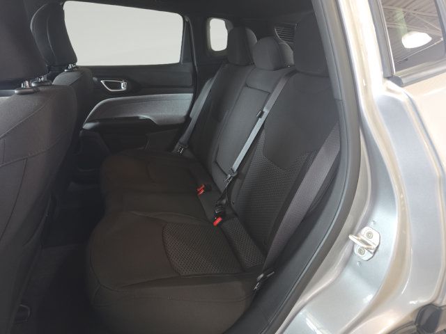 Used 2024 Jeep Compass Sport AWD/4WD image 25