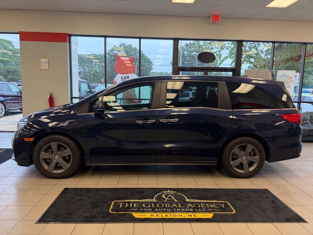 Used 2022 Honda Odyssey EX image 3