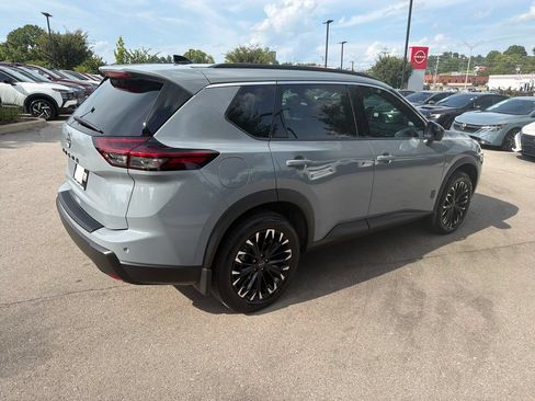Certified 2026 Nissan Rogue Dark Armor FWD image 6