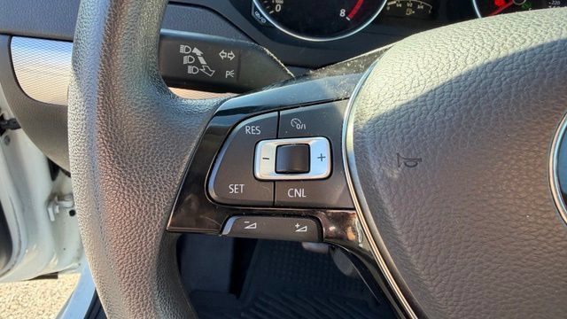 Used 2017 Volkswagen Jetta S FWD image 20