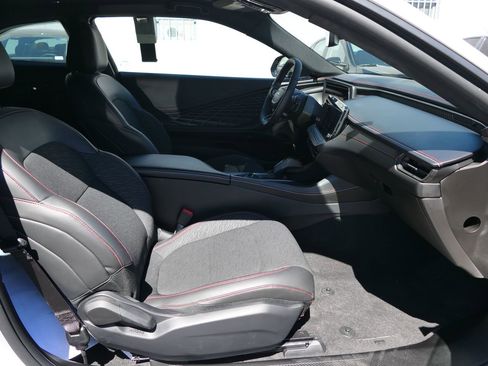 Used 2025 Dodge Charger R/T w/ Quick Order Package 25M R/T image 25