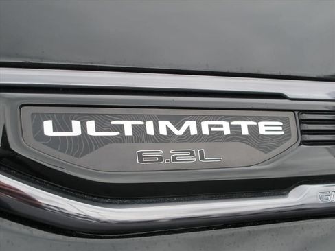 Used 2024 GMC Sierra 1500 Denali Ultimate AWD/4WD image 10