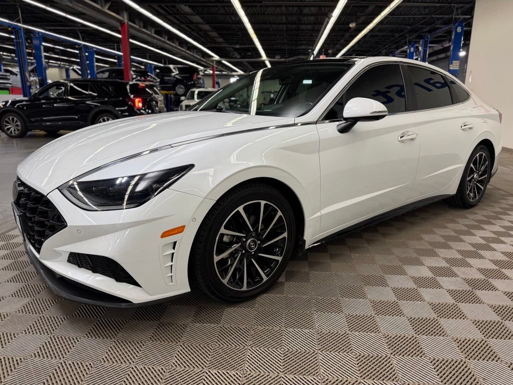 Used 2021 Hyundai Sonata Limited FWD image 3