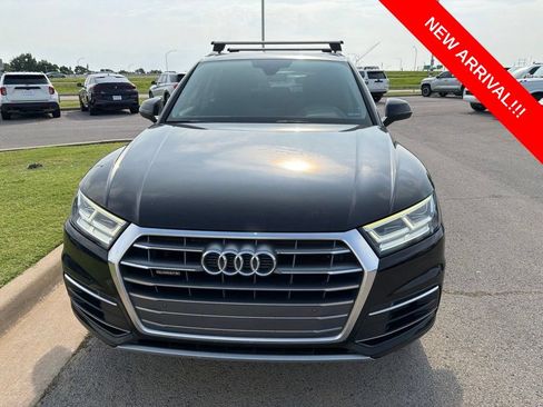 Used 2019 Audi Q5 2.0T Premium Plus w/ Premium Plus Package AWD/4WD image 2