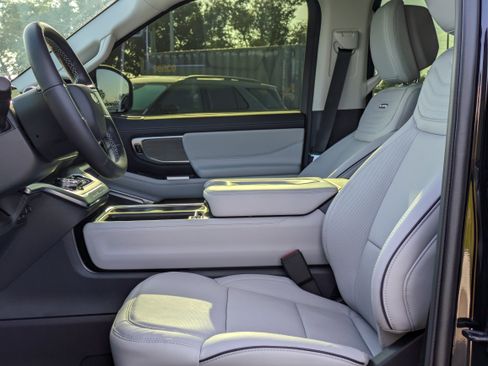 New 2026 Ford Expedition Max Platinum w/ Platinum Ultimate Package image 25