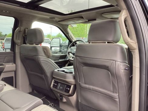 New 2026 Ford F350 Platinum w/ Platinum Plus Package AWD/4WD image 12