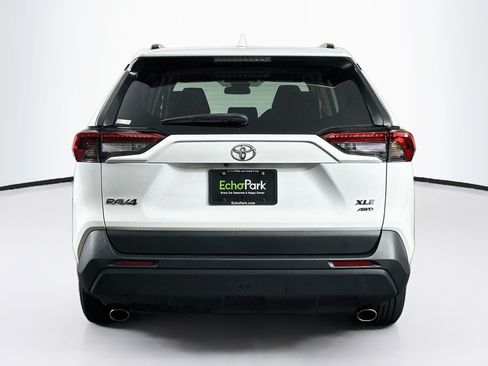 Used 2023 Toyota RAV4 XLE w/ Convenience Package AWD/4WD image 7