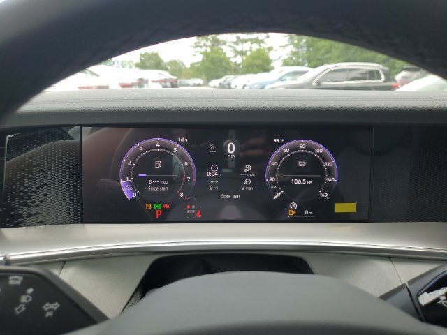 New 2026 Volkswagen Tiguan SE R-Line FWD image 24