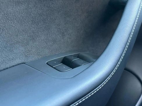 Used 2023 Tesla Model 3 Standard Range image 74