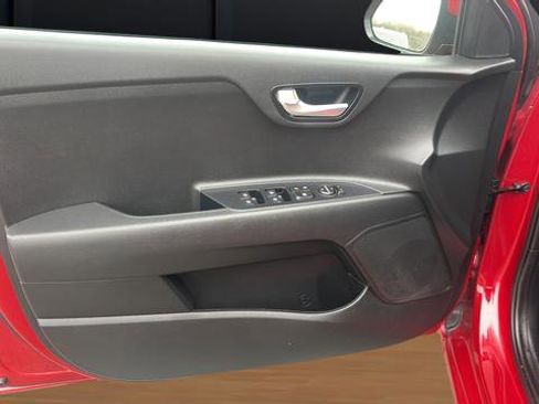 Used 2020 Kia Rio S image 47