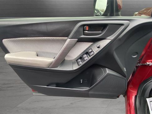 Used 2018 Subaru Forester 2.5i Premium image 20