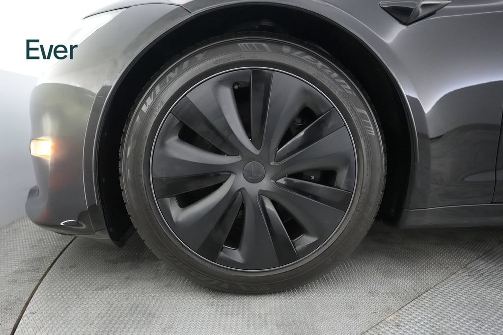 Used 2023 Tesla Model S AWD/4WD image 19