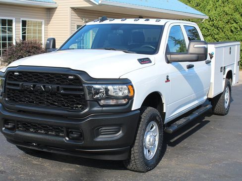 Used 2024 RAM 2500 Tradesman w/ Snow Chief Group AWD/4WD image 12